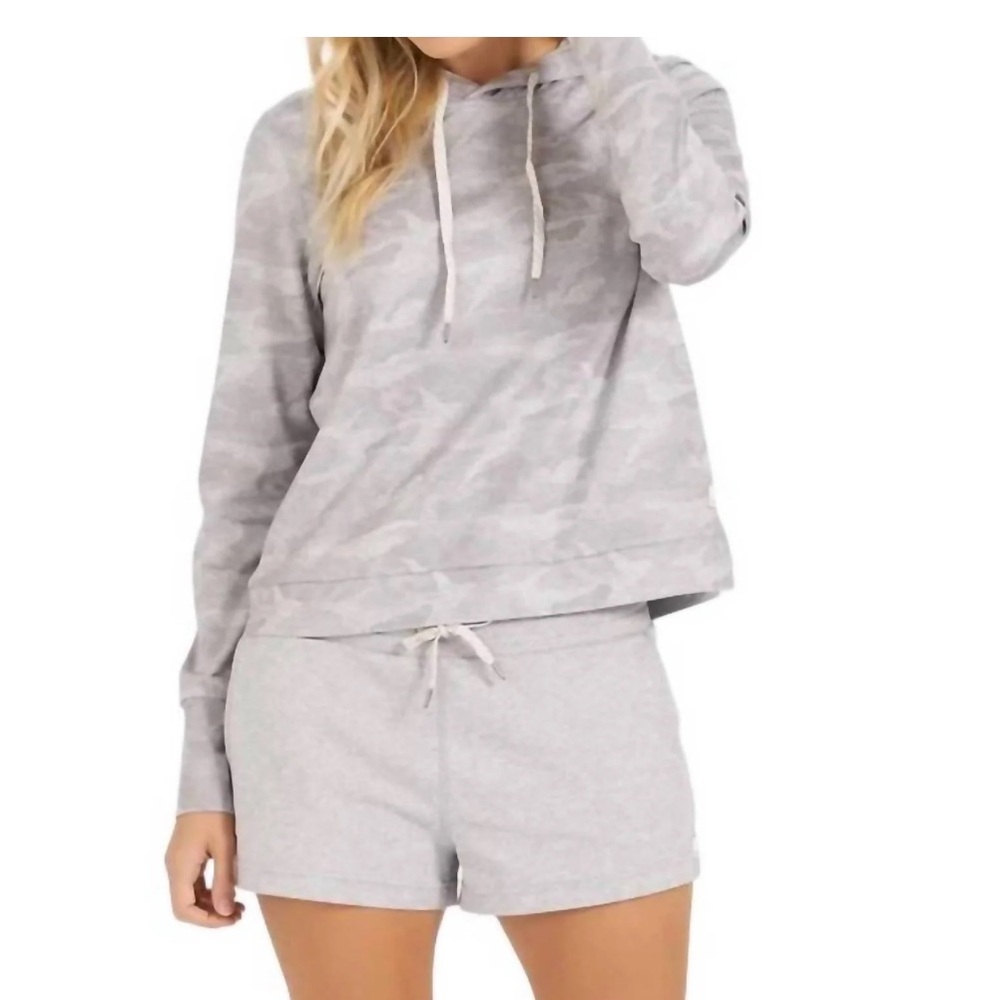 EUC Vuori Halo Essential Hoodie size M in light gray camo print